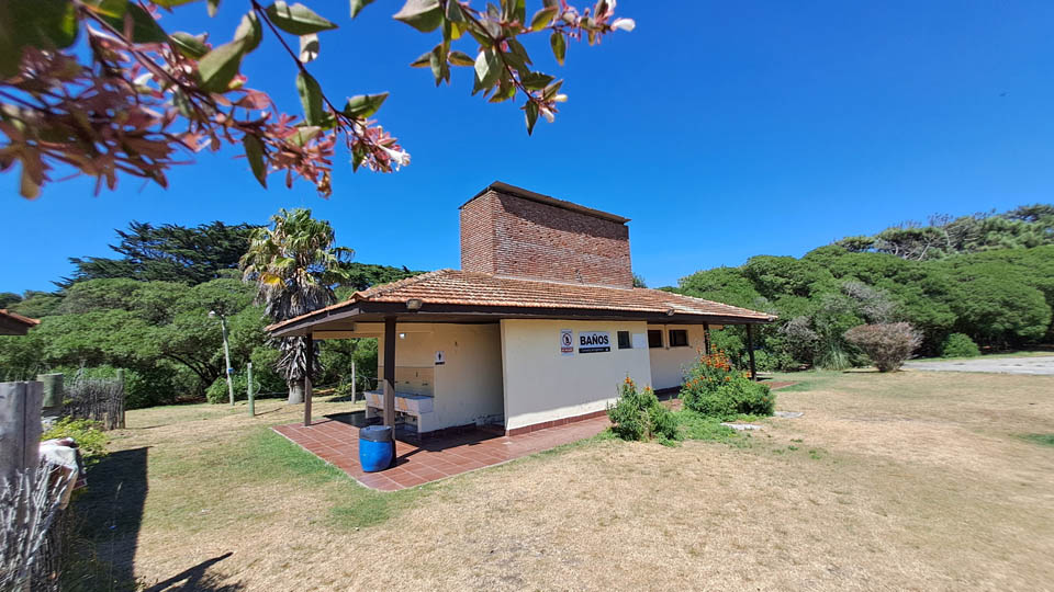 Camping de Ingenieros :: Mar Azul